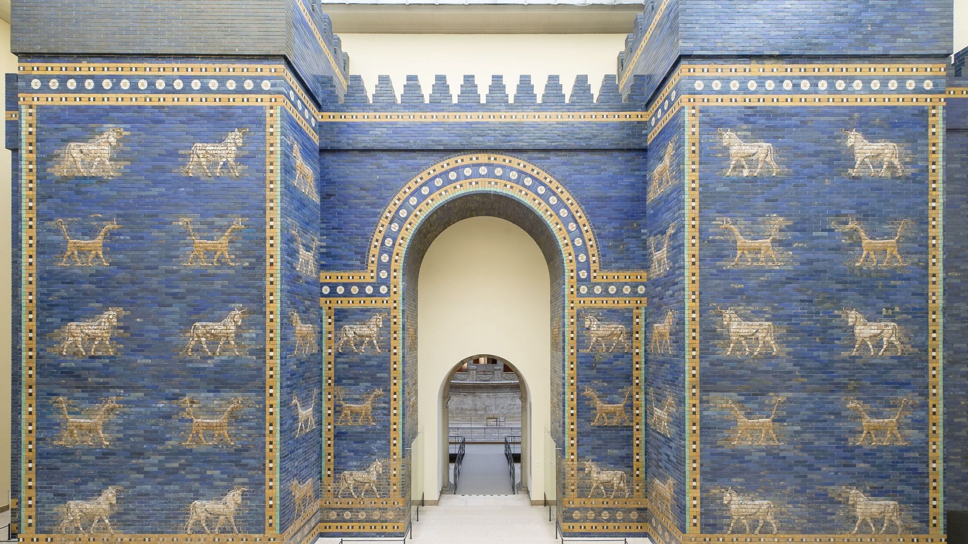 Berlin: porte d'Ishtar au musée de Pergame