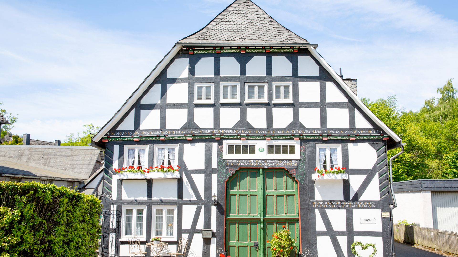 Oslberg: half-timbered house in the district of Assinghausen in the Sauerland region of Germany