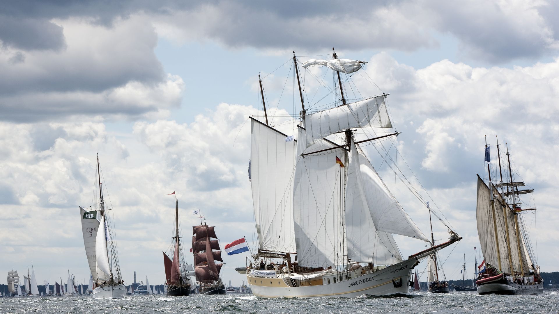Kiel: Segelschiffe bei der Kieler Woche