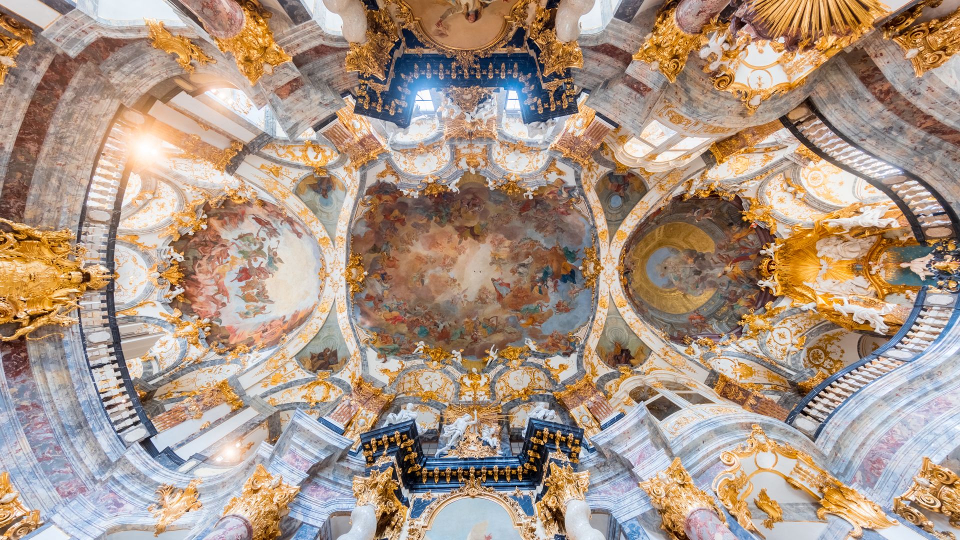 Würzburg: Würzburger Residenz mit ihren barocken Deckengemälden, UNESCO-Weltkulturerbe