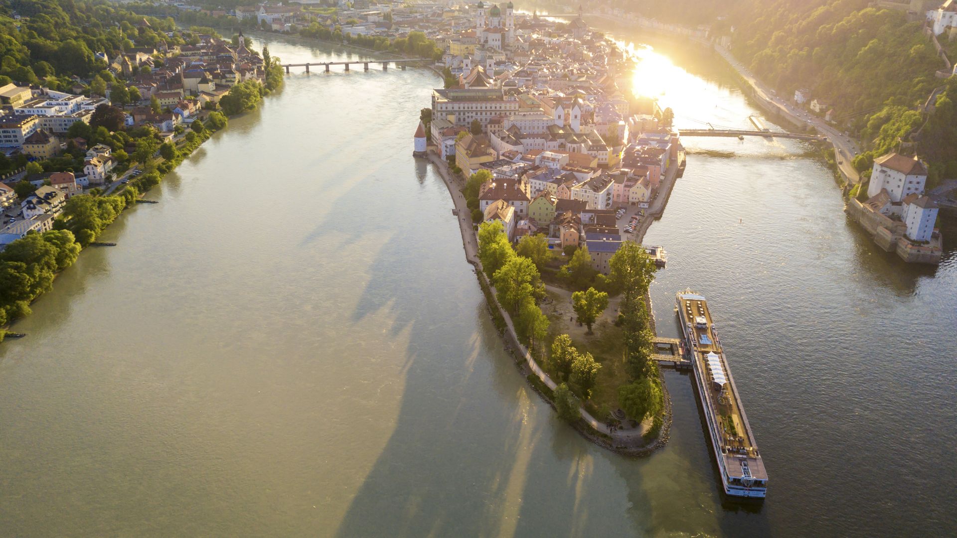 Passau: Dreiflüsseeck mit Ilz, Donau und Inn