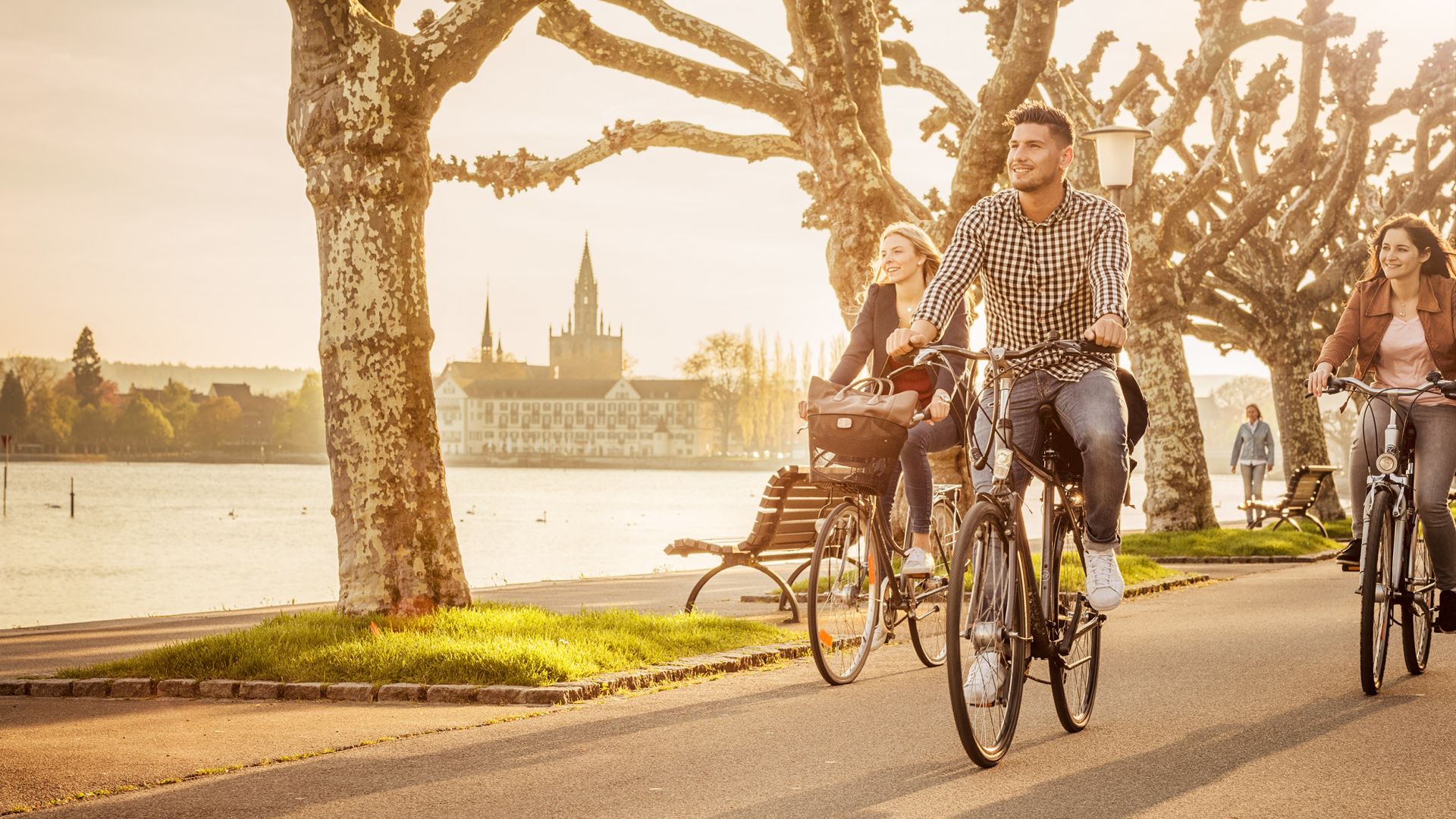 Konstanz: Radtour entlang der Seestraße