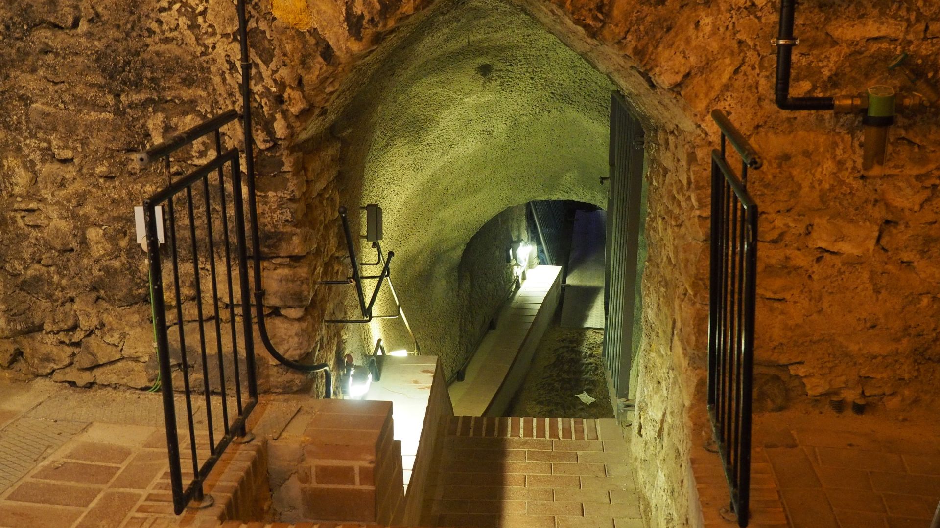 Oppenheim: vaults in the cellar labyrinth