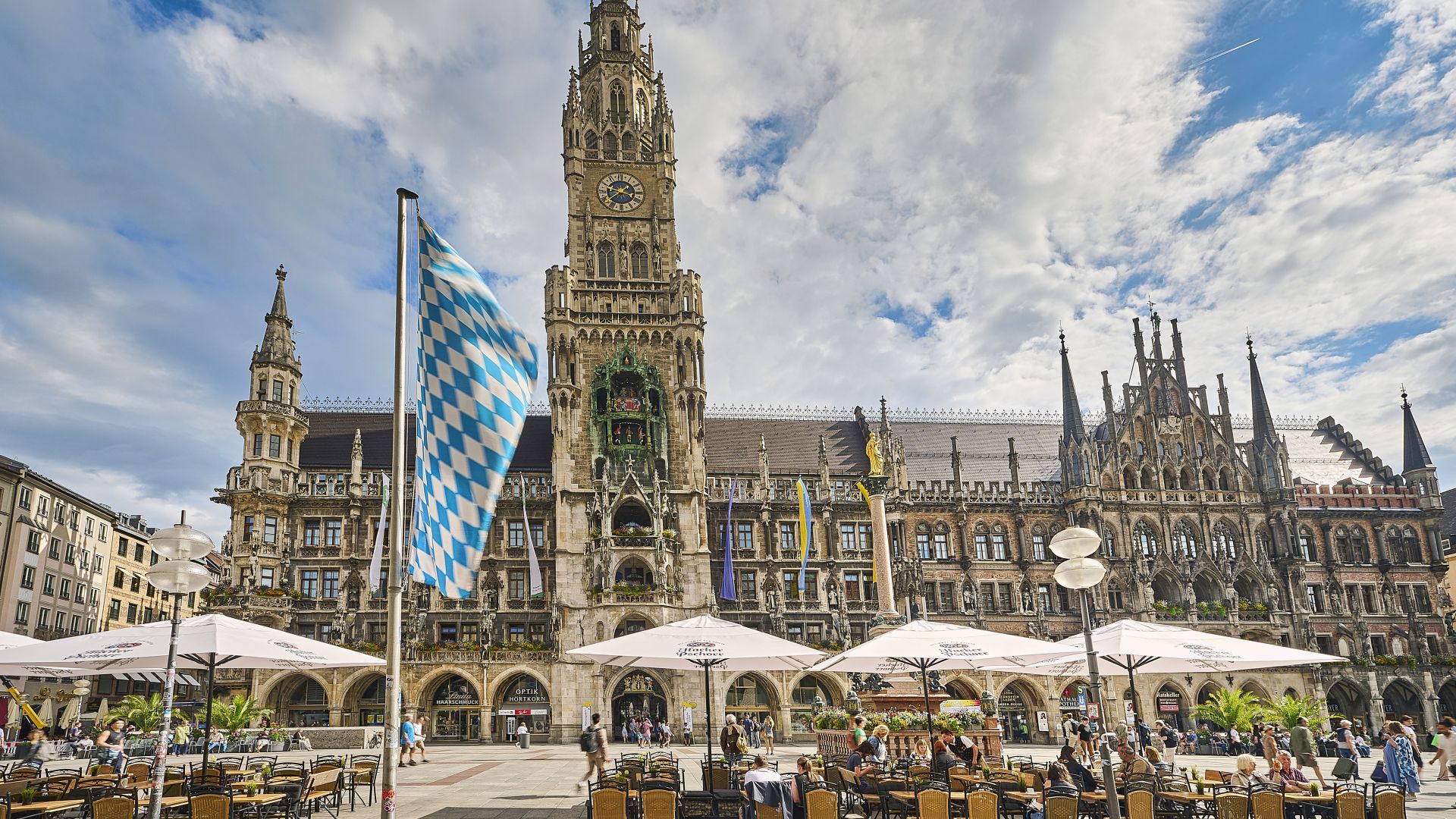 La ville de Munich : Hôtel de ville avec carillon sur la Marienplatz