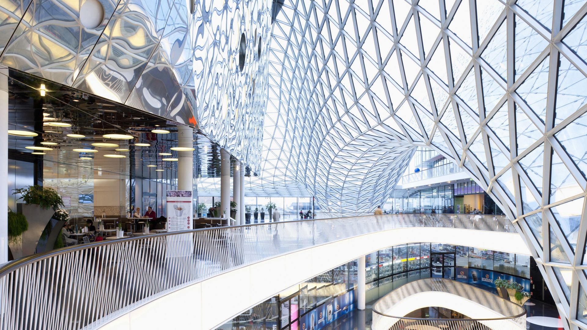 Frankfurt: MyZeil Einkaufszentrum