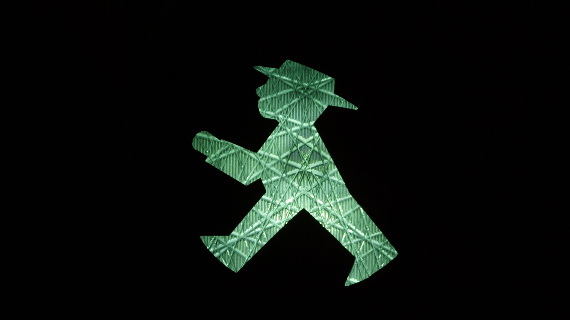 Berlin: Grünes Ampelmännchen