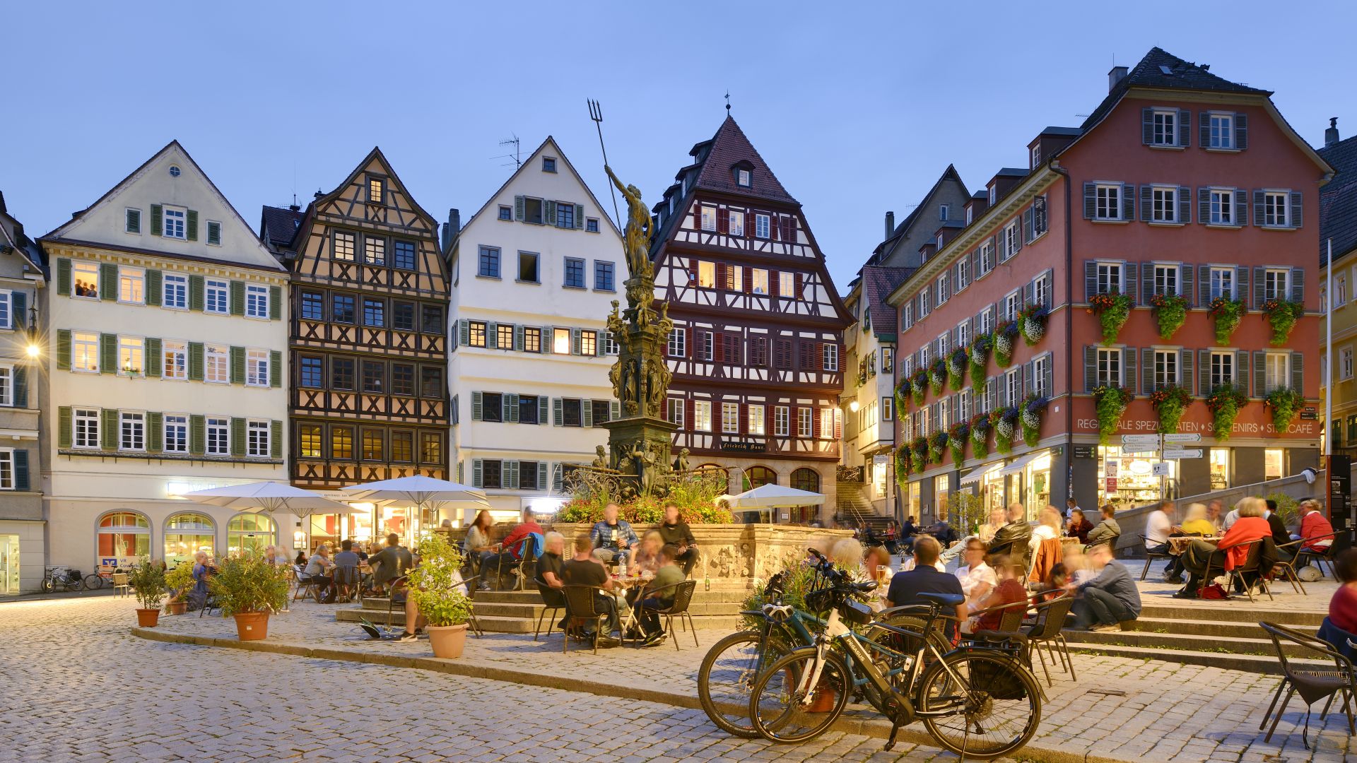Tübingen: Marketplace in the evening