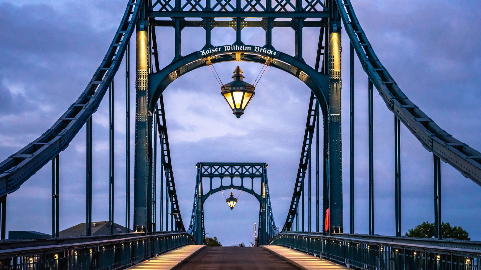 Wilhelmshaven: Le pont Kaiser Wilhelm au crépuscule